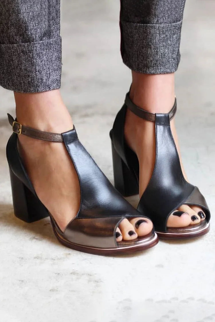 Tacchi larghi peep toe patchwork Nero con cinturino alla caviglia