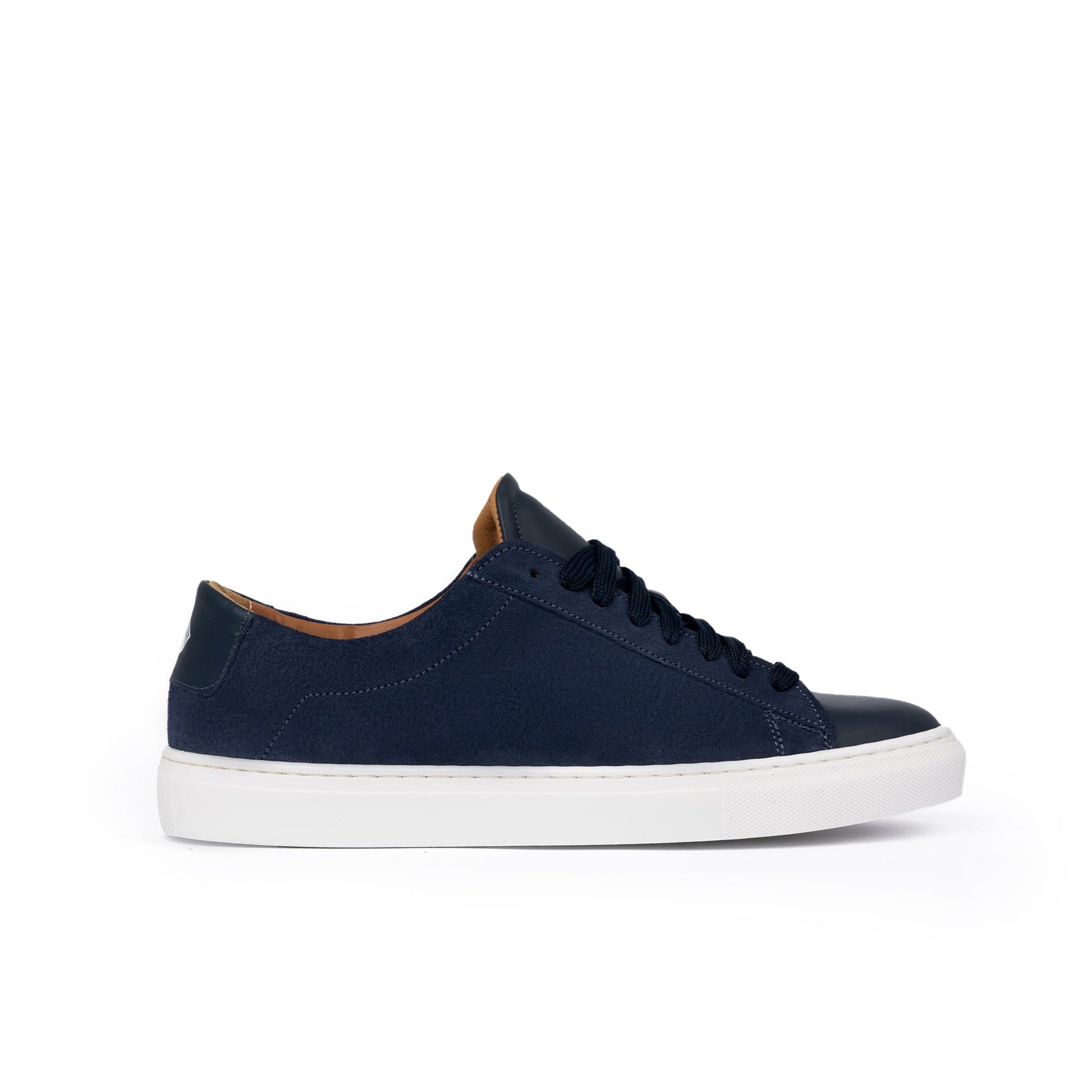 Sneakers Nova uomo in camoscio con inserti in pelle
