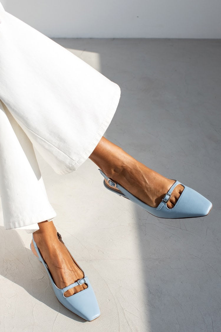 Ballerine slingback cut-out Azzurro a punta quadrata in pelle