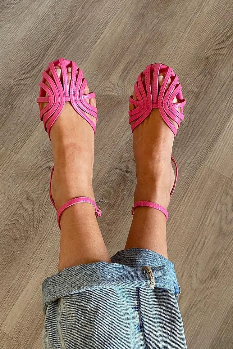 Ballerine cut-out a punta tonda in tinta unita con cinturino alla caviglia