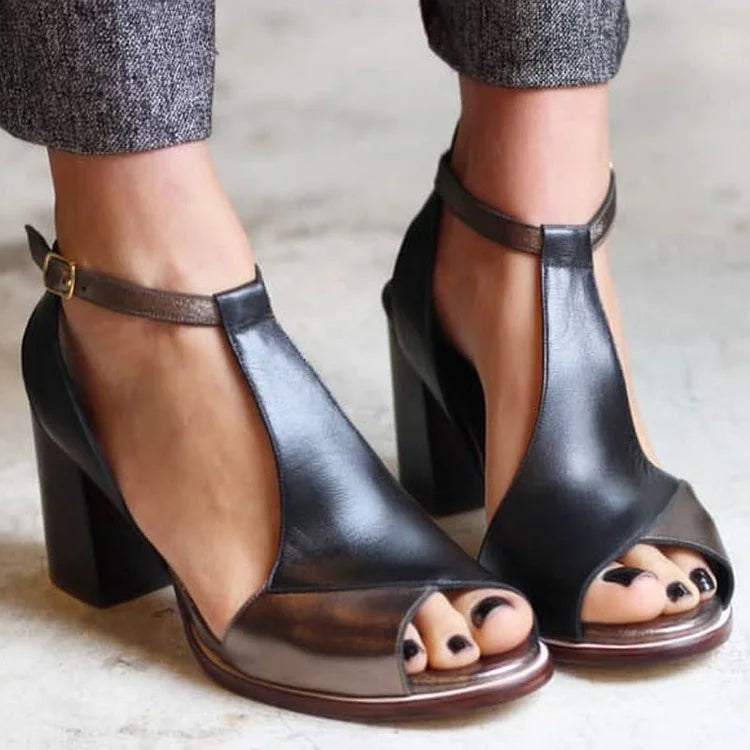 Tacchi larghi peep toe patchwork Nero con cinturino alla caviglia