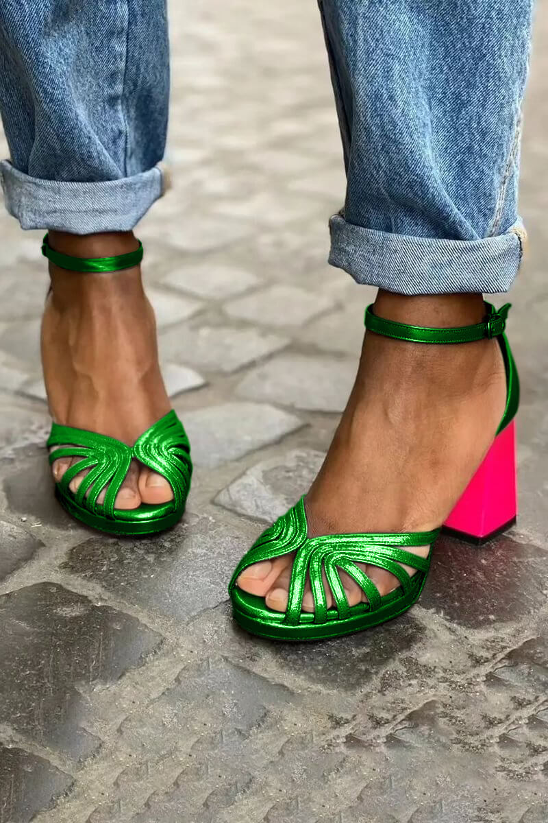 Tacchi larghi peep toe color block brillanti eleganti con cinturino alla caviglia e fibbia