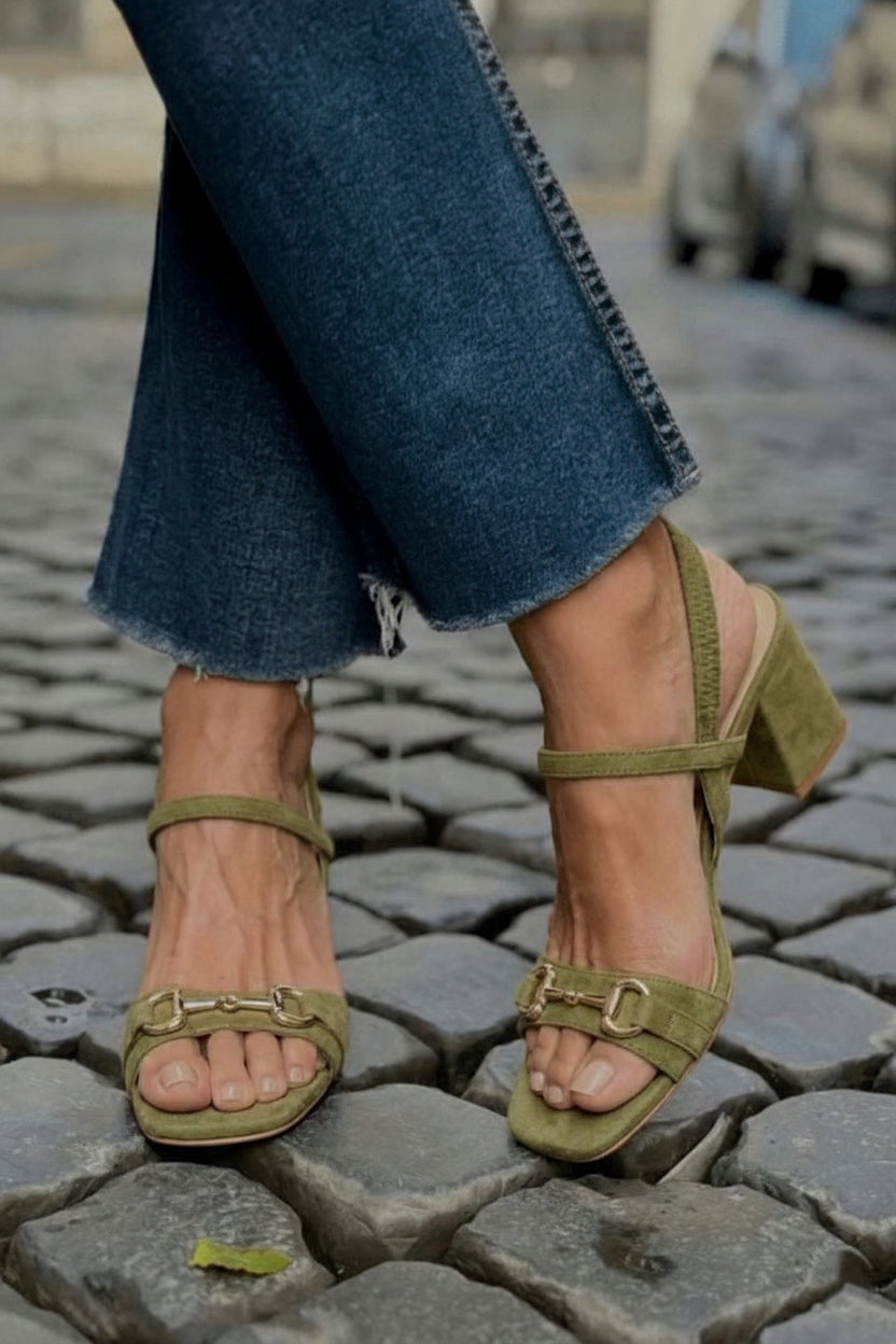 Sandali slingback scamosciati Verde Oliva con tacco a blocco