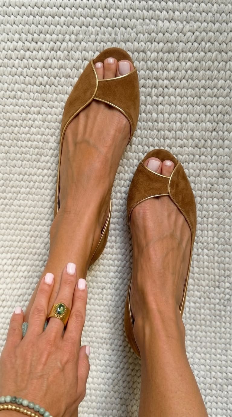 Ballerine punta aperta d'Orsay scamosciate Beige e Oro