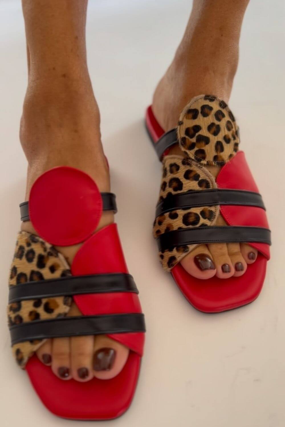Ciabatte color block stampa leopardata Rosso a punta quadrata