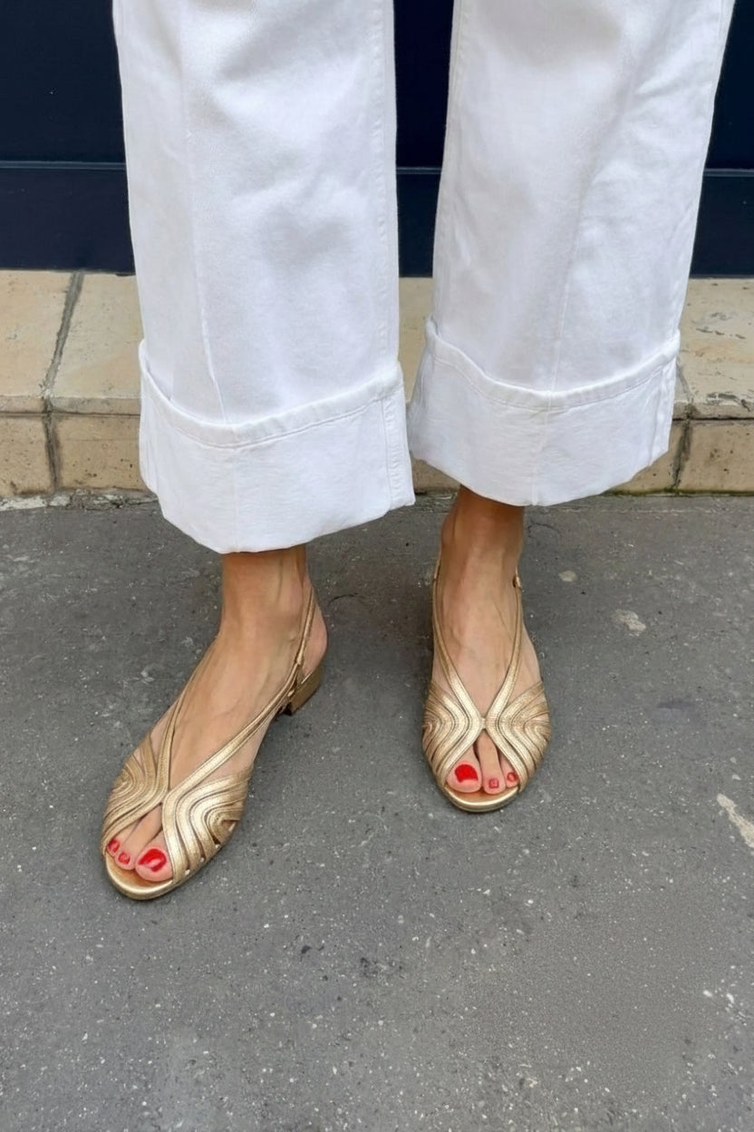 Sandali slingback metallizzati Oro a punta tonda con cinturini