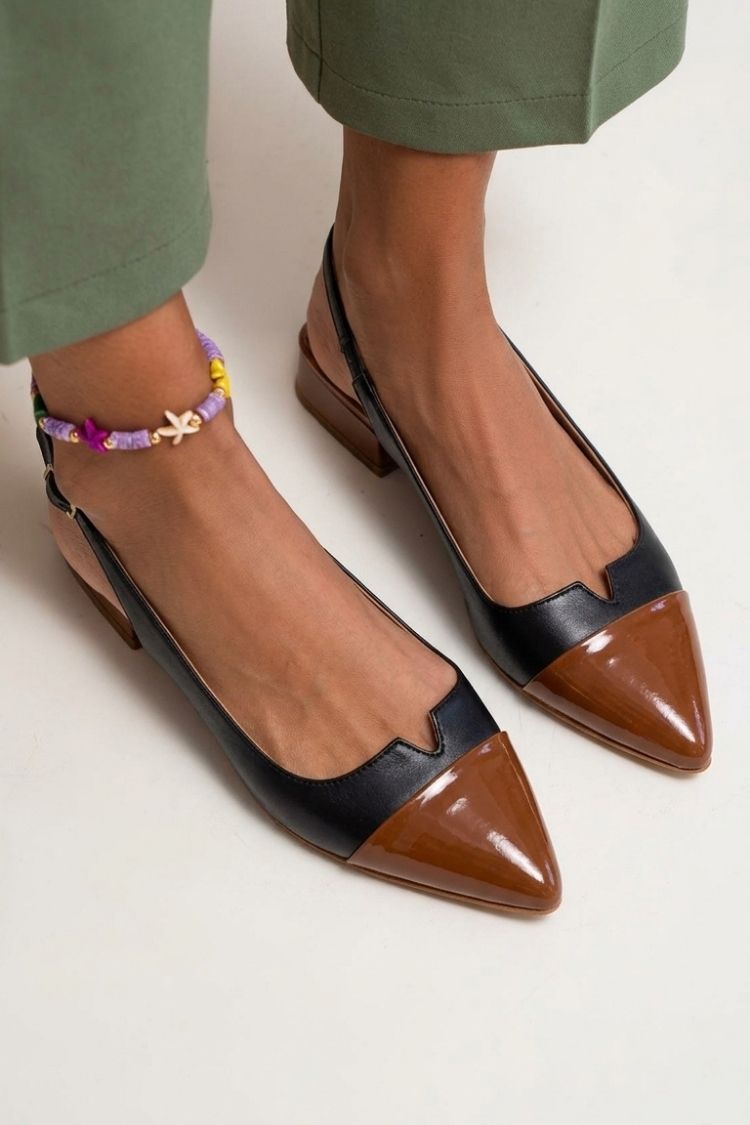Ballerine slingback cut-out color block a punta con fibbia