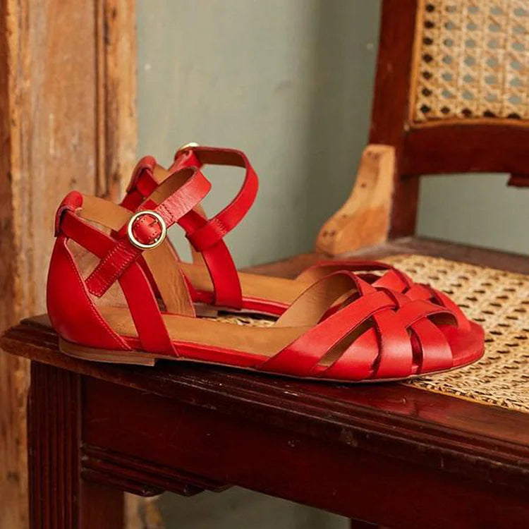 Sandali cut-out peep toe in tinta unita con cinturino alla caviglia e fibbia