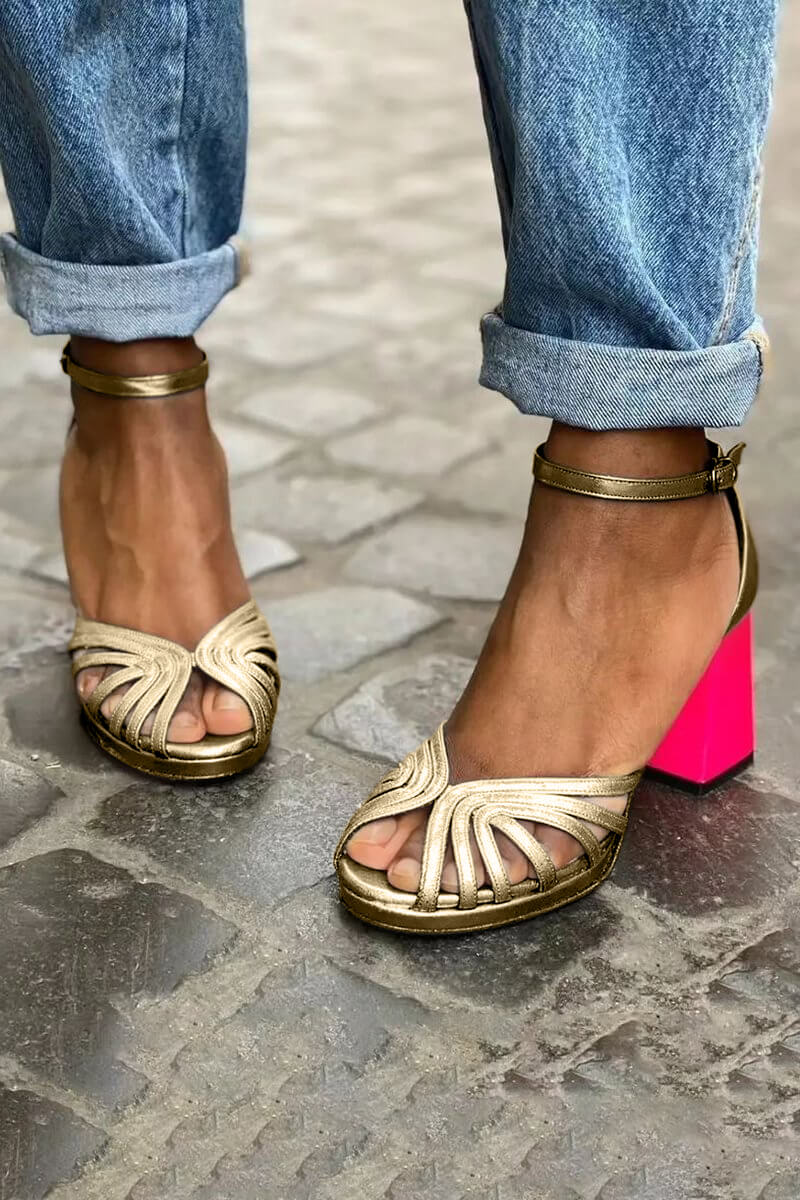 Tacchi larghi peep toe color block brillanti eleganti con cinturino alla caviglia e fibbia
