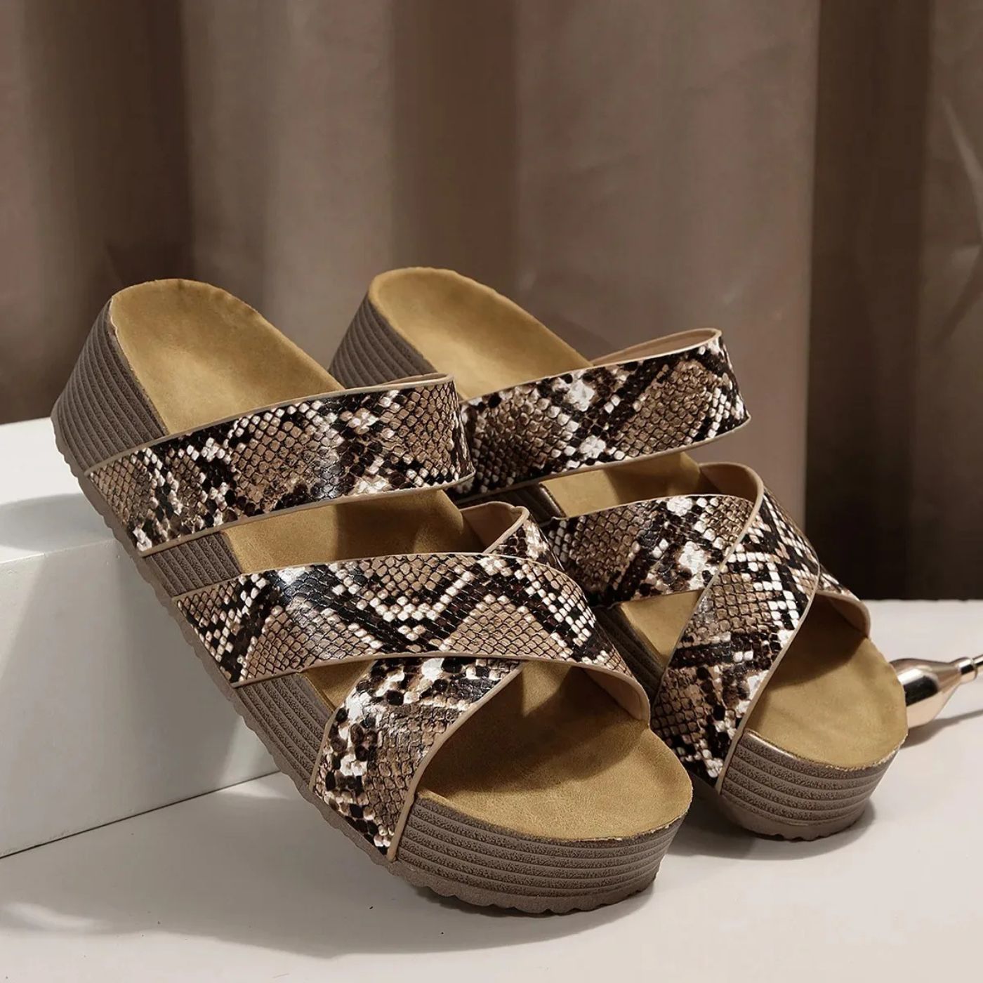 Abigail™ – Sandali Ortopedici con Cinghie in Pelle