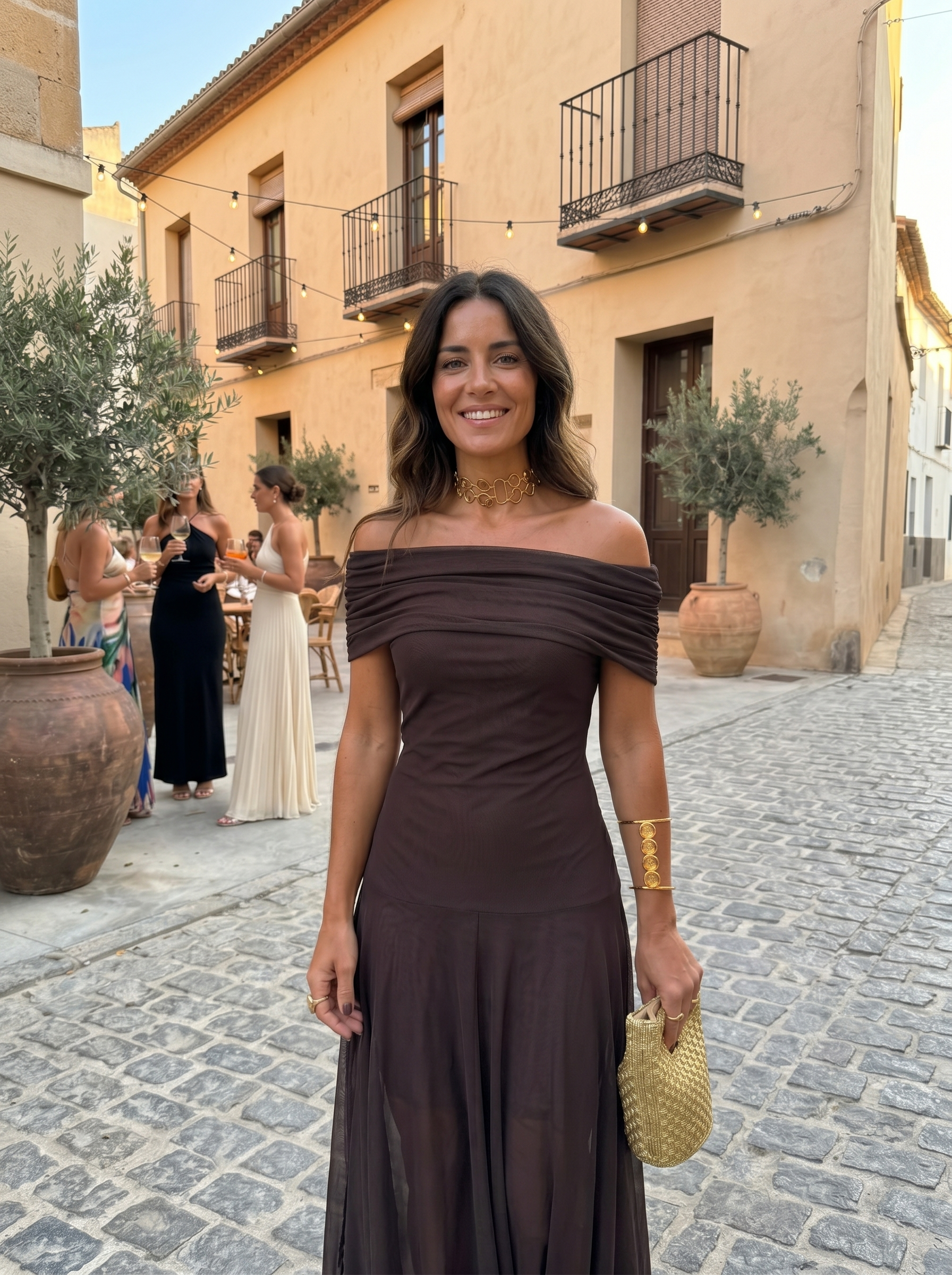 Isabella | Elegante abito maxi monospalla