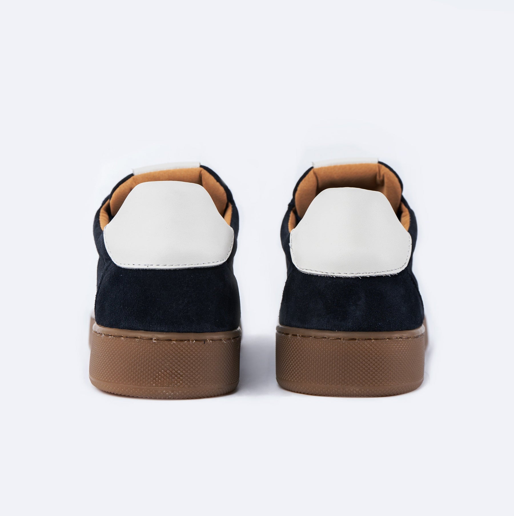 Nuove sneakers basse uomo Fusion in morbido camoscio