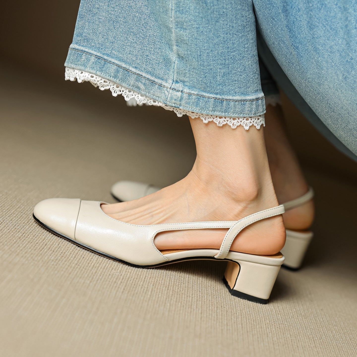 Reyna Pump in Vera Pelle