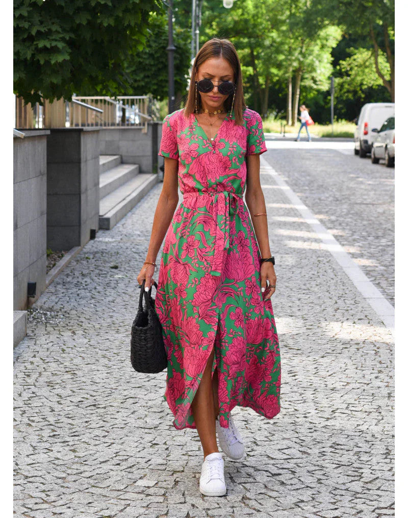 Julia | Elegante abito con scollo a V e vestibilità valorizzante