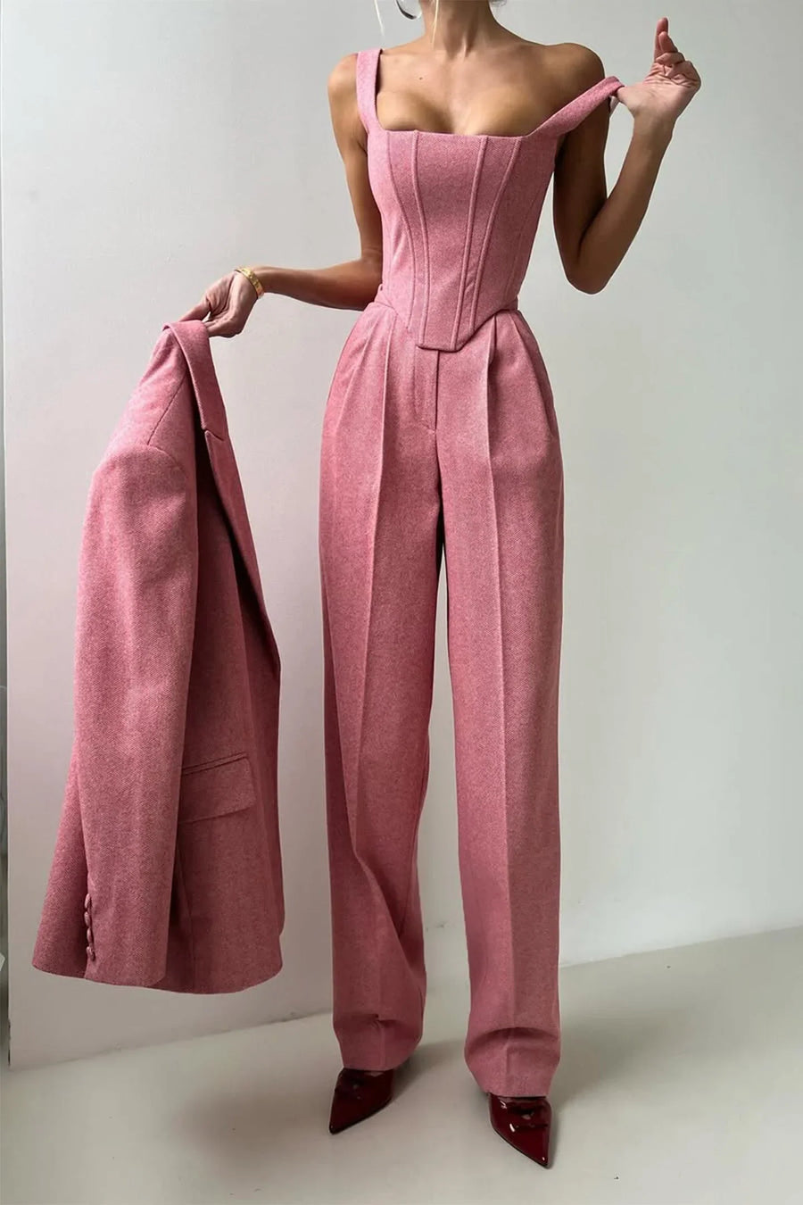 Pilar | Three-Piece Set with Double-Breasted Blazer