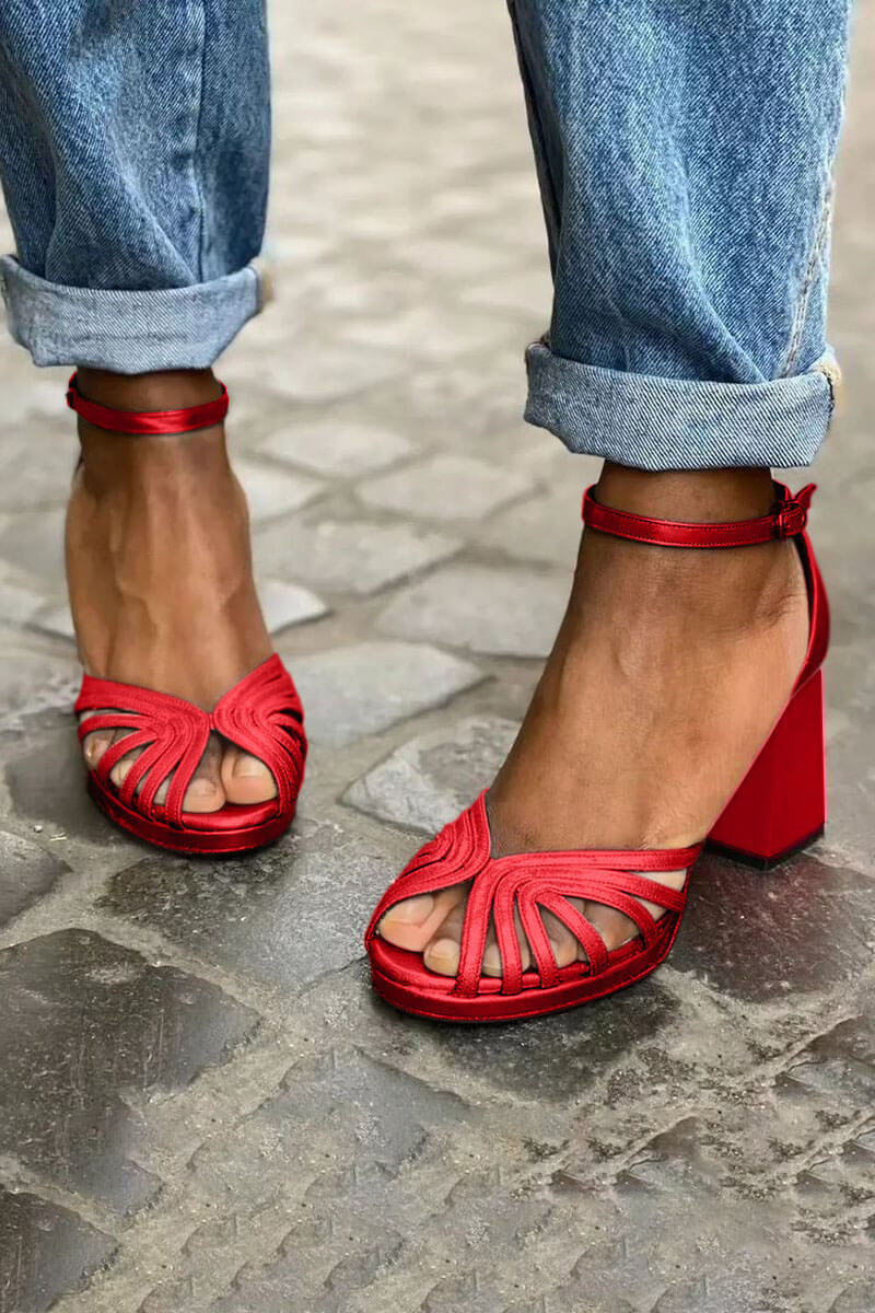 Tacchi larghi peep toe color block brillanti eleganti con cinturino alla caviglia e fibbia