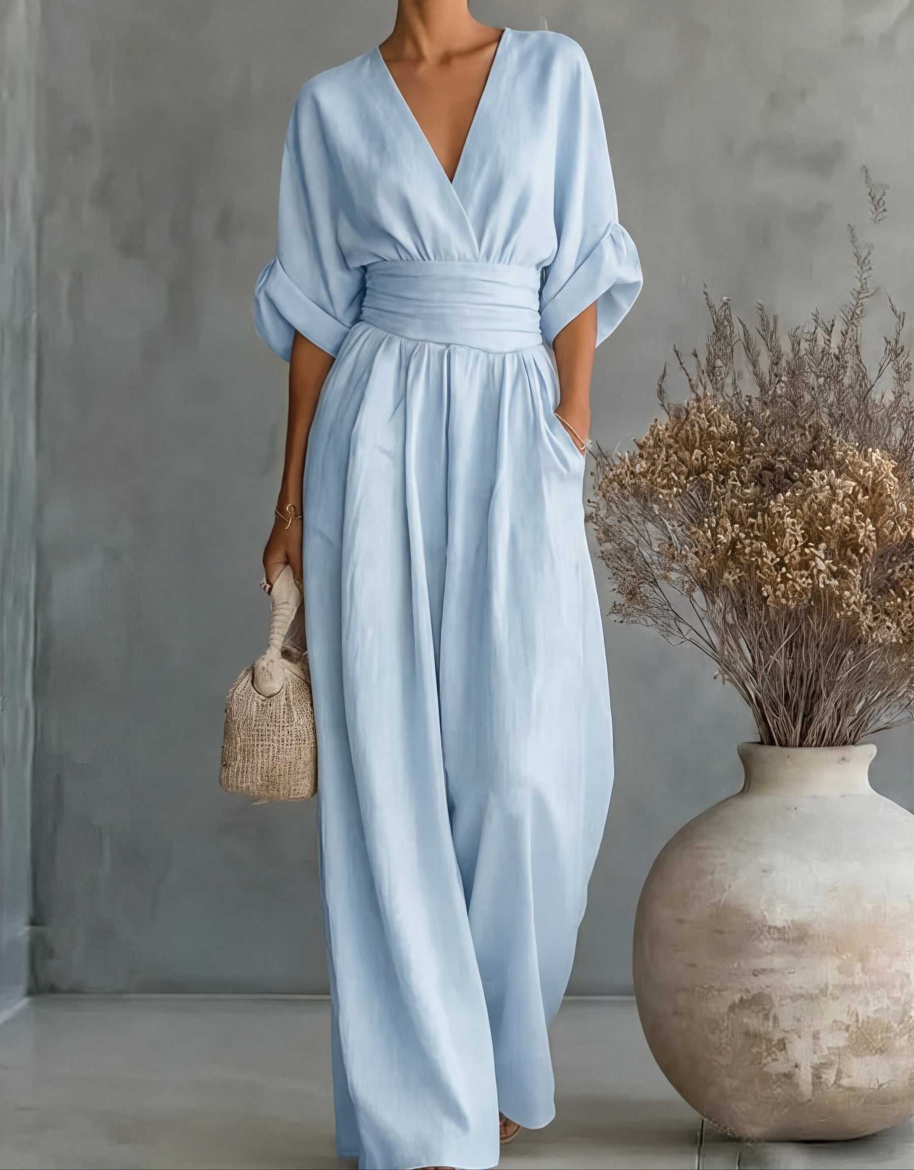 Daniela | Abito elegante con scollo a V e gonna ampia