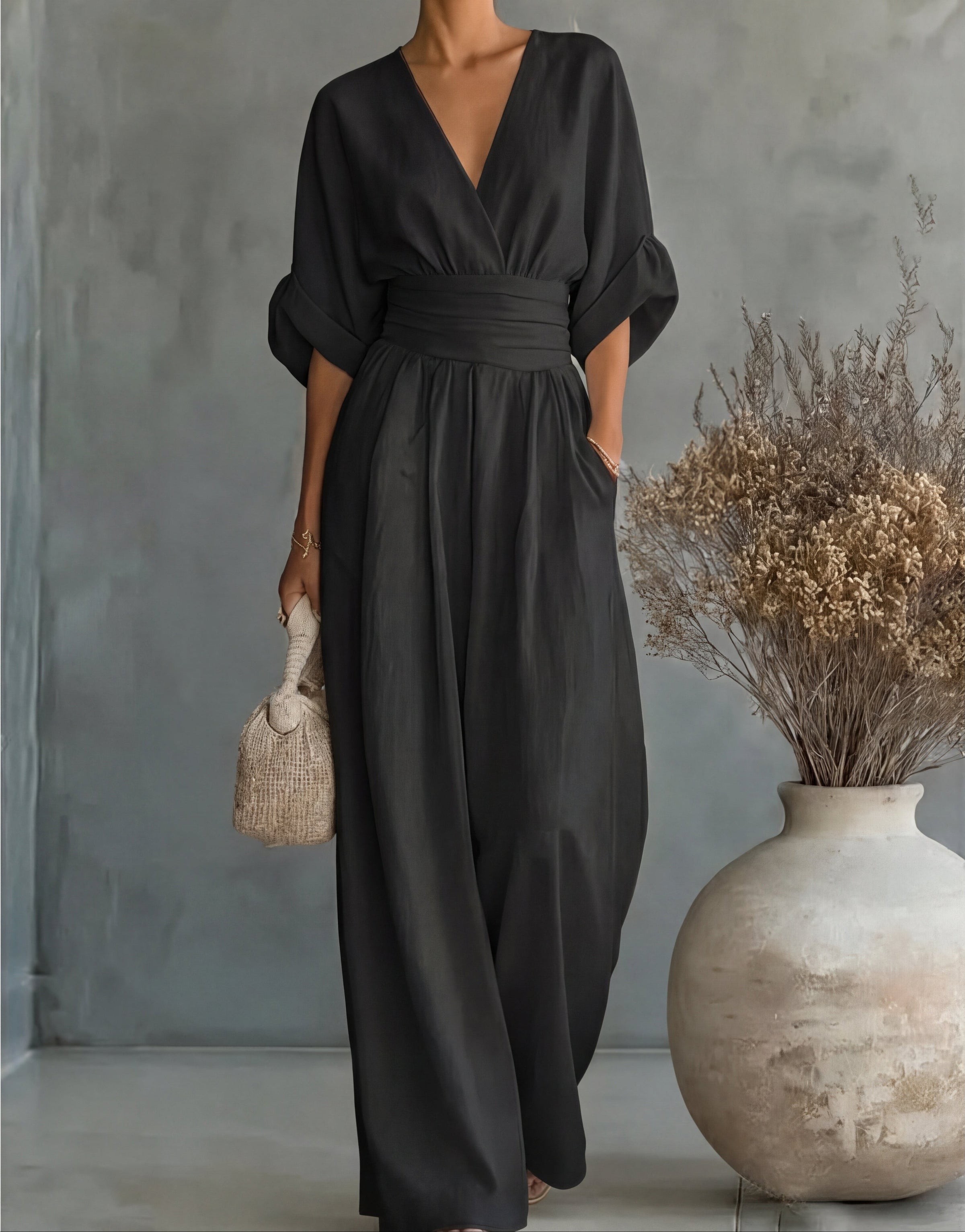 Daniela | Abito elegante con scollo a V e gonna ampia