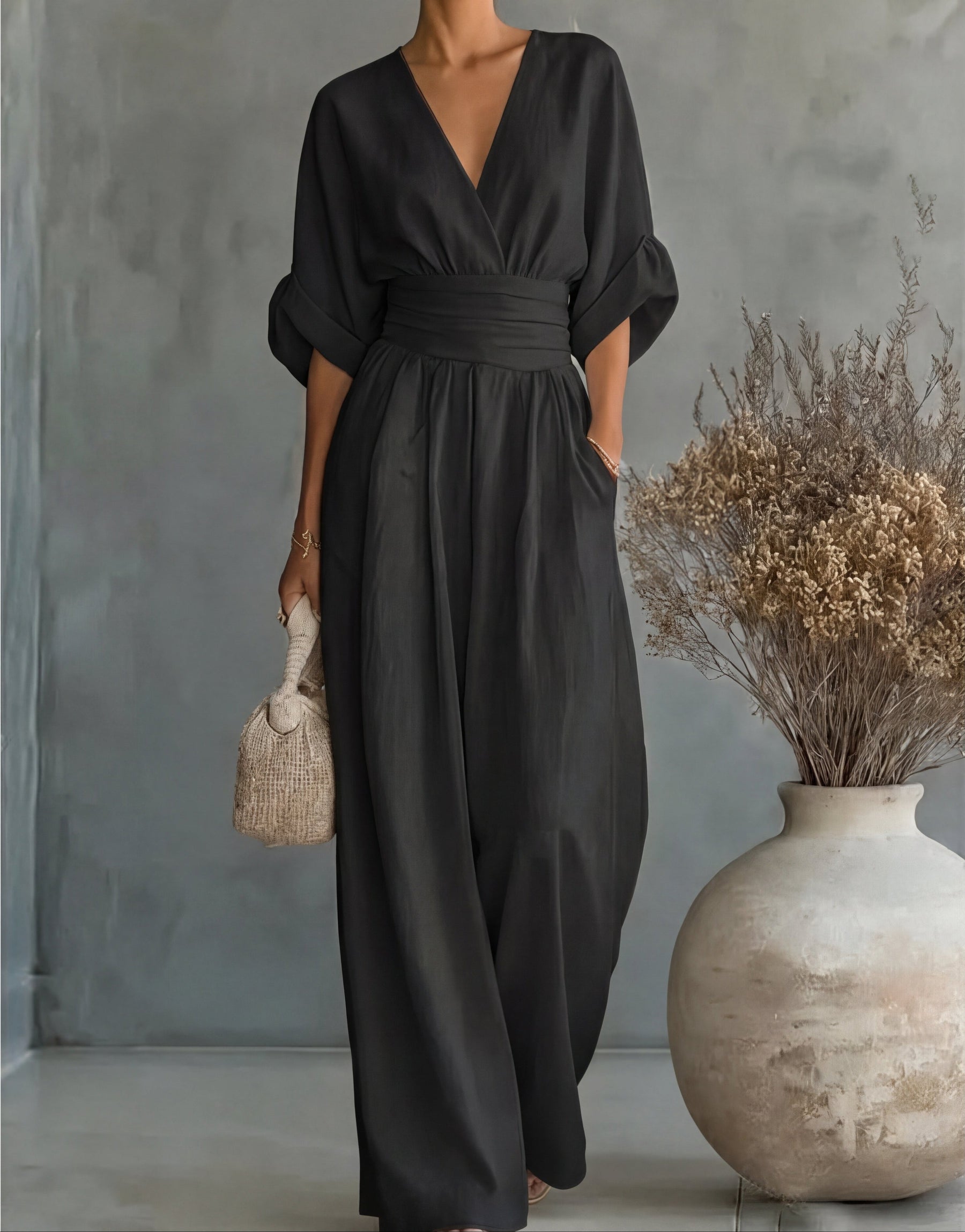Daniela | Abito elegante con scollo a V e gonna ampia