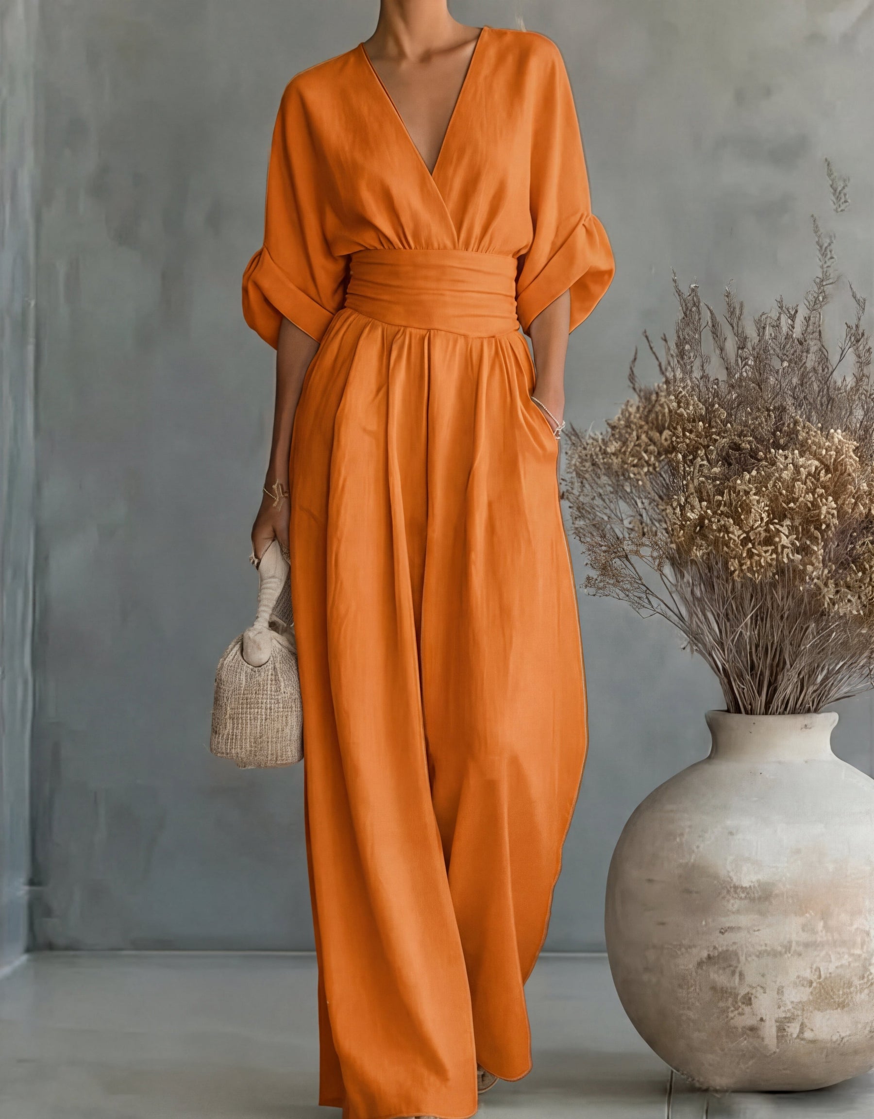 Daniela | Abito elegante con scollo a V e gonna ampia
