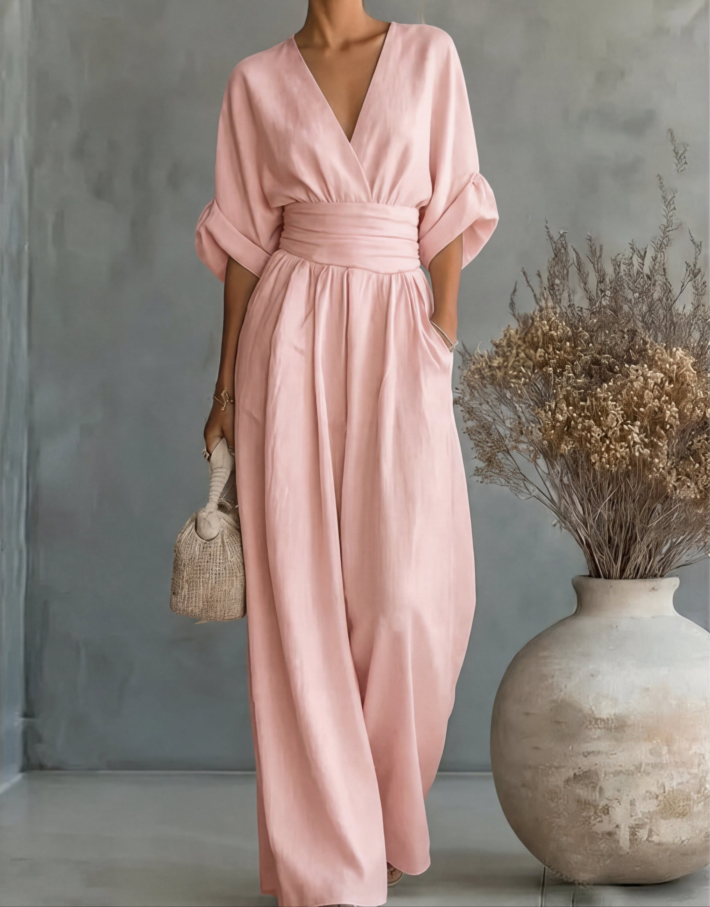 Daniela | Abito elegante con scollo a V e gonna ampia