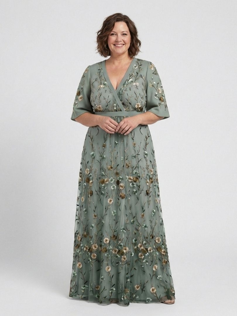 Evadne | Abito Maxi a V Fiori con Maniche Corte