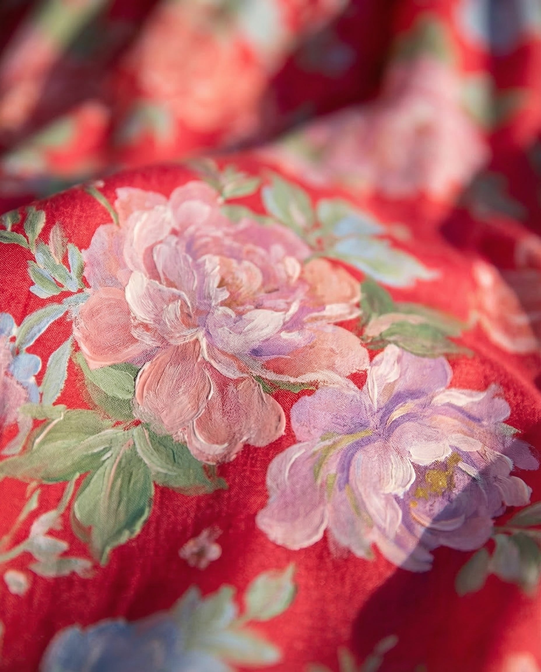 Minelda | Elegante abito floreale con scollo a V