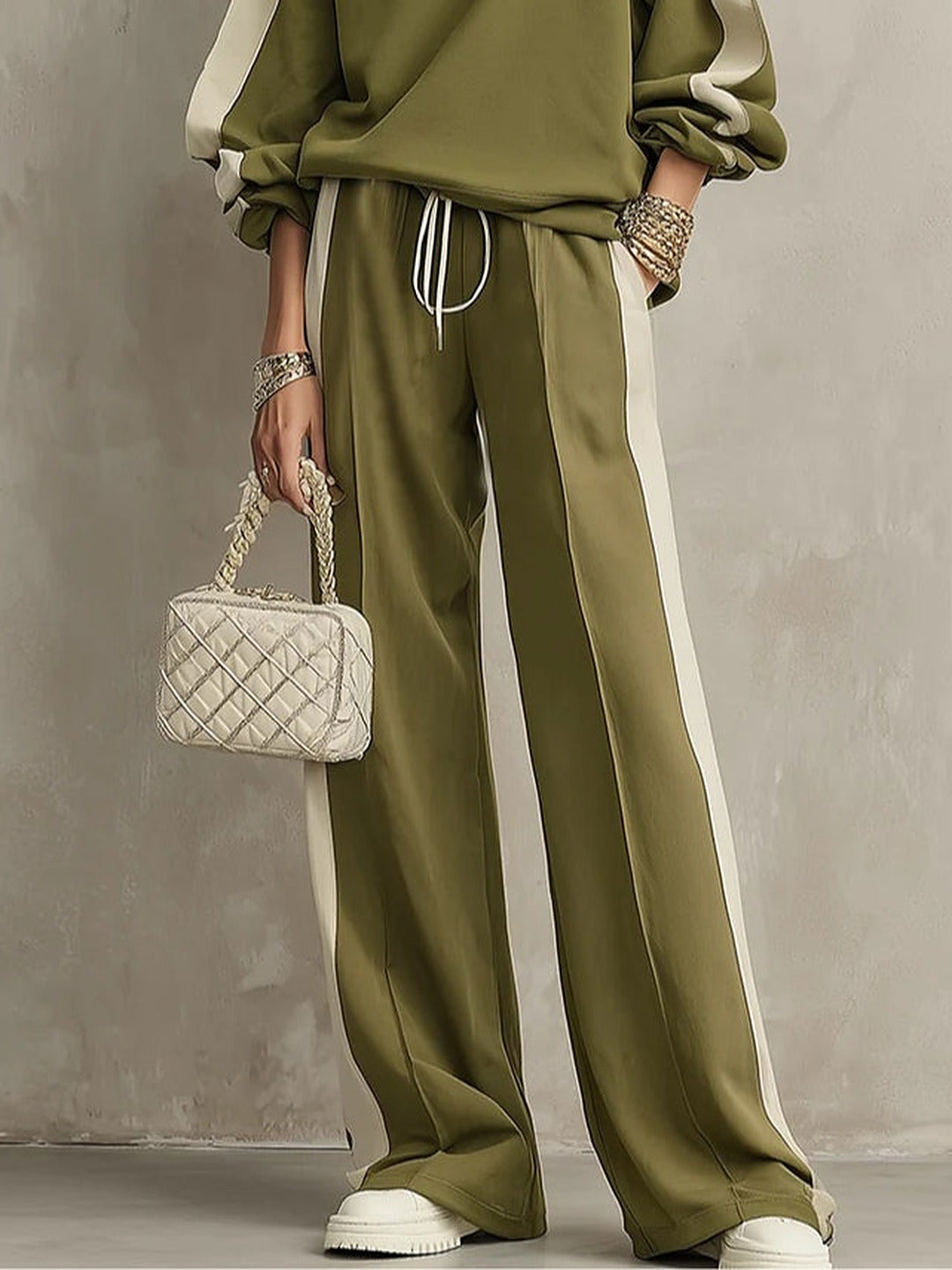 Romina | Complete Sweatshirt and Trouser Set with Side Stripe, Olive Green