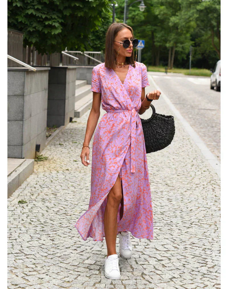 Julia | Elegante abito con scollo a V e vestibilità valorizzante